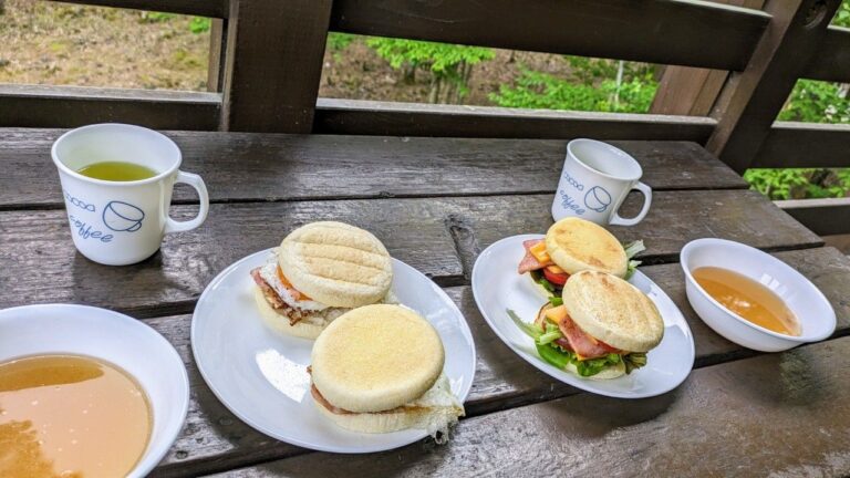 朝食