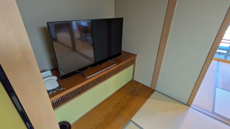 テレビ